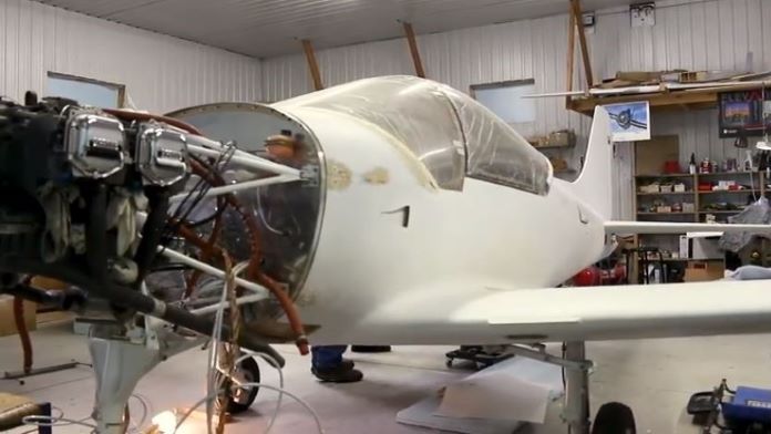 Artec Evaで飛行機の扉をリバースエンジニアリング