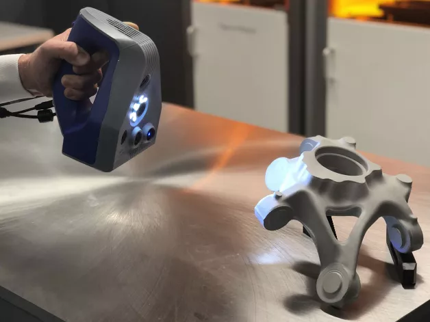 【Learning Vol-02】ポータブル3Dスキャナで対象物を3Dスキャンする方法