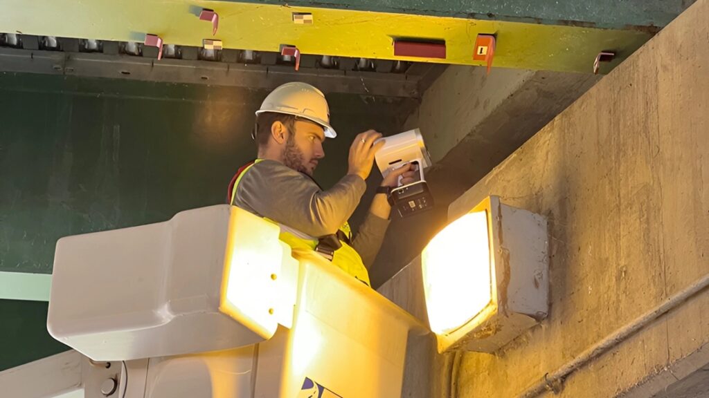 Artec LeoとAIを活用した橋の耐荷重の予測