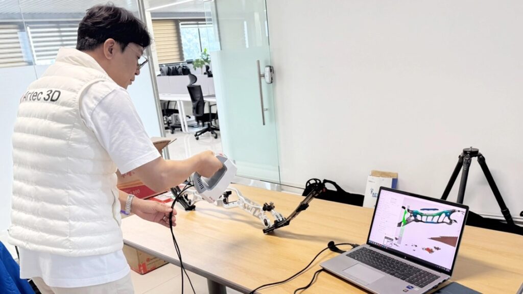 Artec Spider IIを活用したアーチェリー用グリップのカスタマイズ