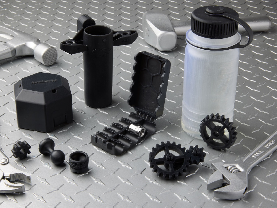 熱可塑性プラスチックに匹敵する、Formlabsの新しいToughレジン